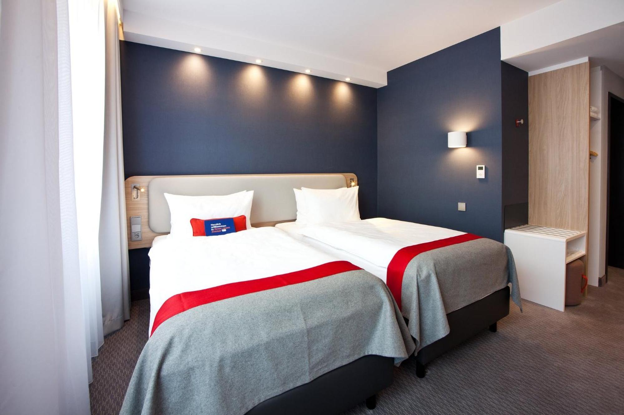 Holiday Inn Express - Darmstadt By Ihg Dış mekan fotoğraf