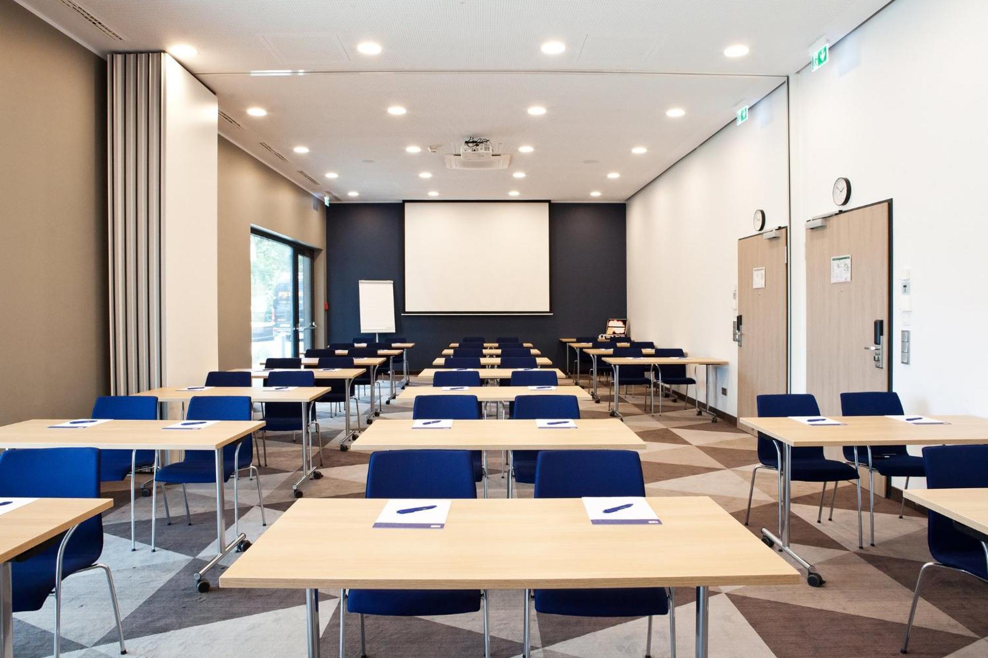Holiday Inn Express - Darmstadt By Ihg Dış mekan fotoğraf