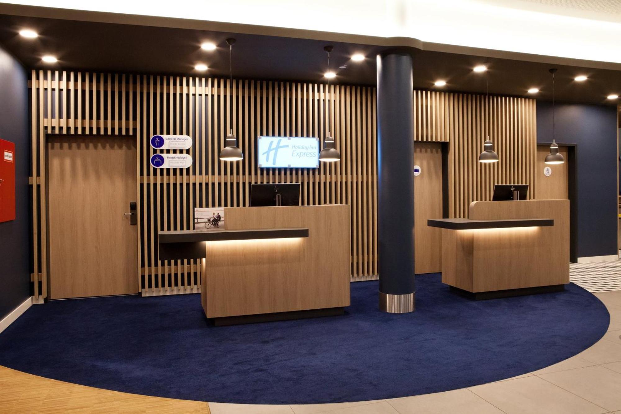 Holiday Inn Express - Darmstadt By Ihg Dış mekan fotoğraf